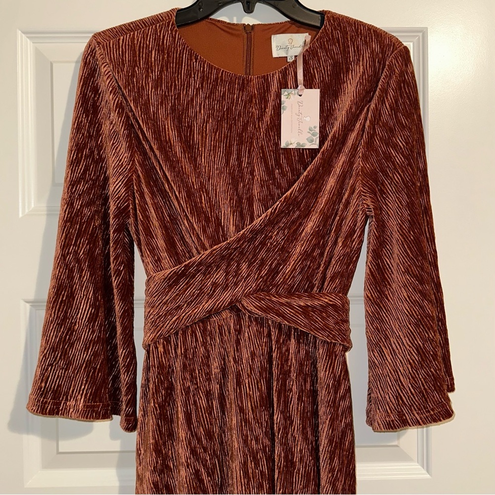 NWT- Dainty Jewells Rust Velvet Maxi Dress - Picture 3 of 6